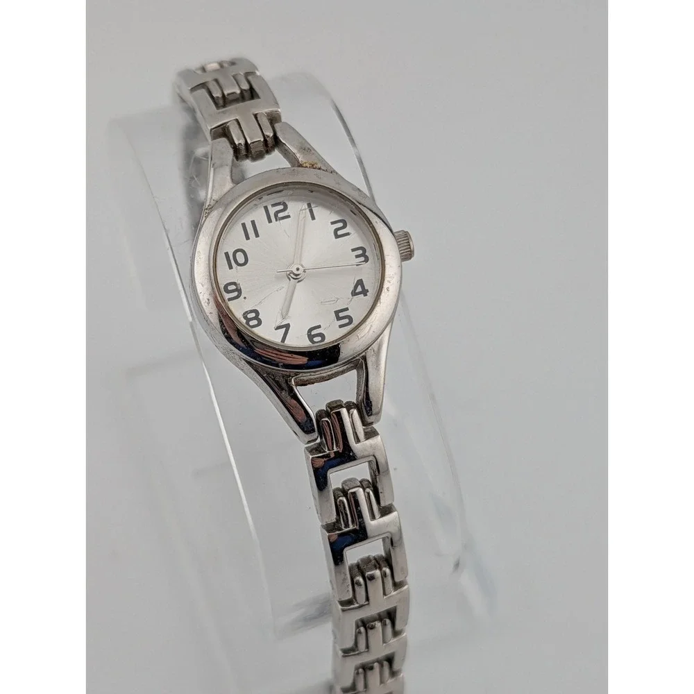 Time & Tru Women's Watch 24mm Case 6.5